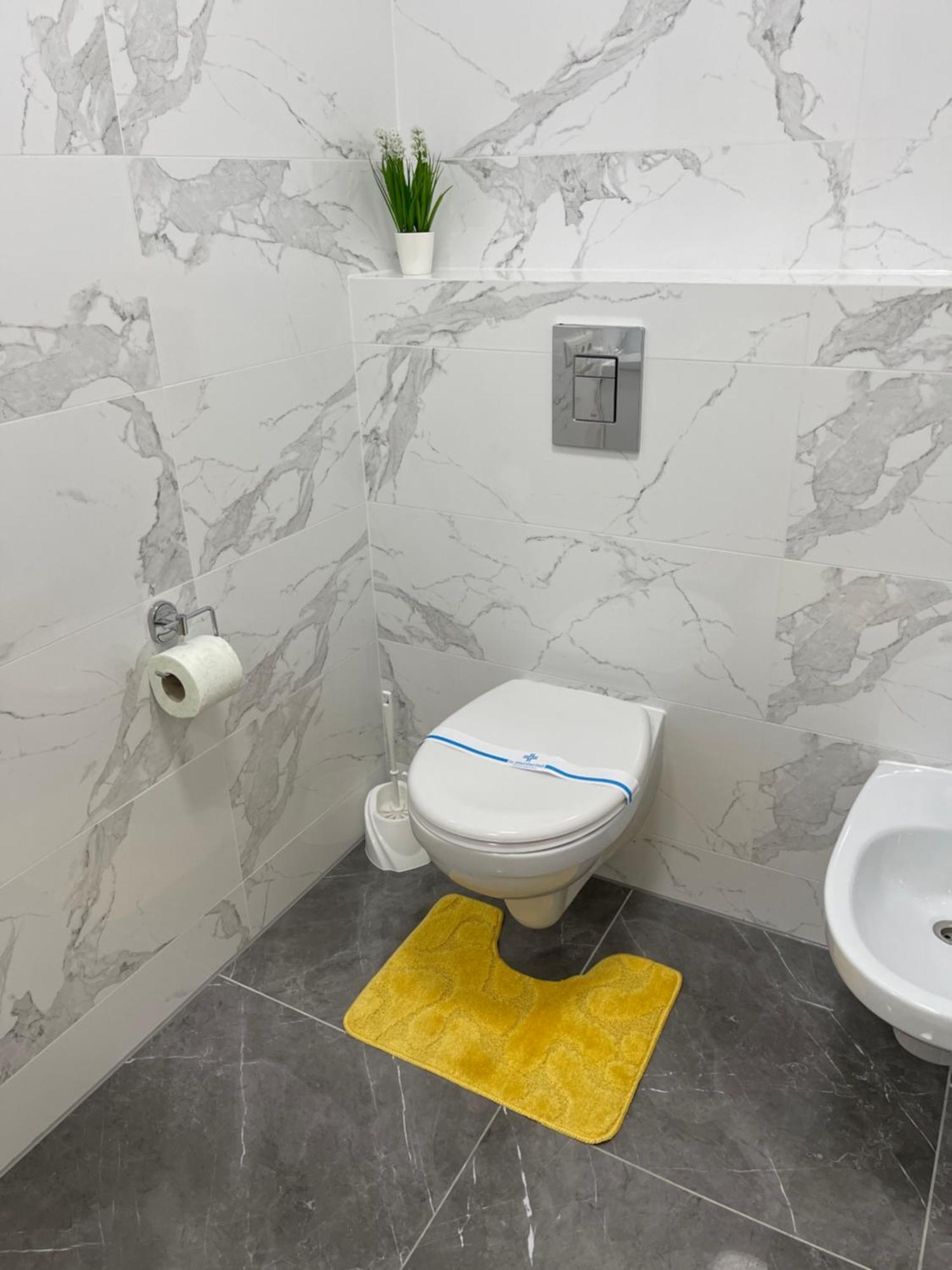 Sunny Home Apartments Апартаменти У Новобудові Поряд Медичний Центр Angelholm Дуже Чисто! Черновцы Экстерьер фото