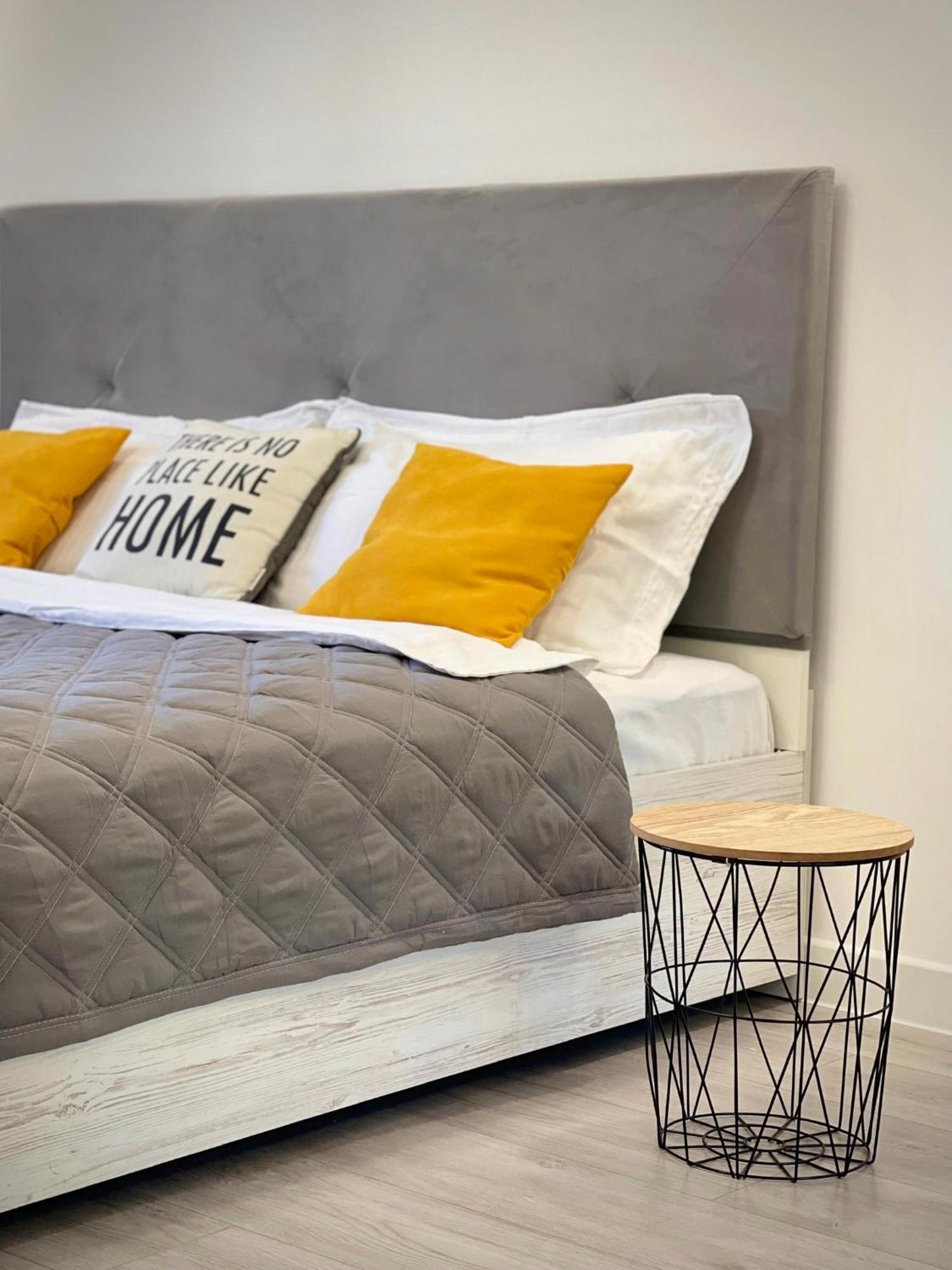 Sunny Home Apartments Апартаменти У Новобудові Поряд Медичний Центр Angelholm Дуже Чисто! Черновцы Экстерьер фото